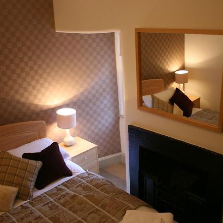Royal Mile Budget Apartments Εδιμβούργο Δωμάτιο φωτογραφία